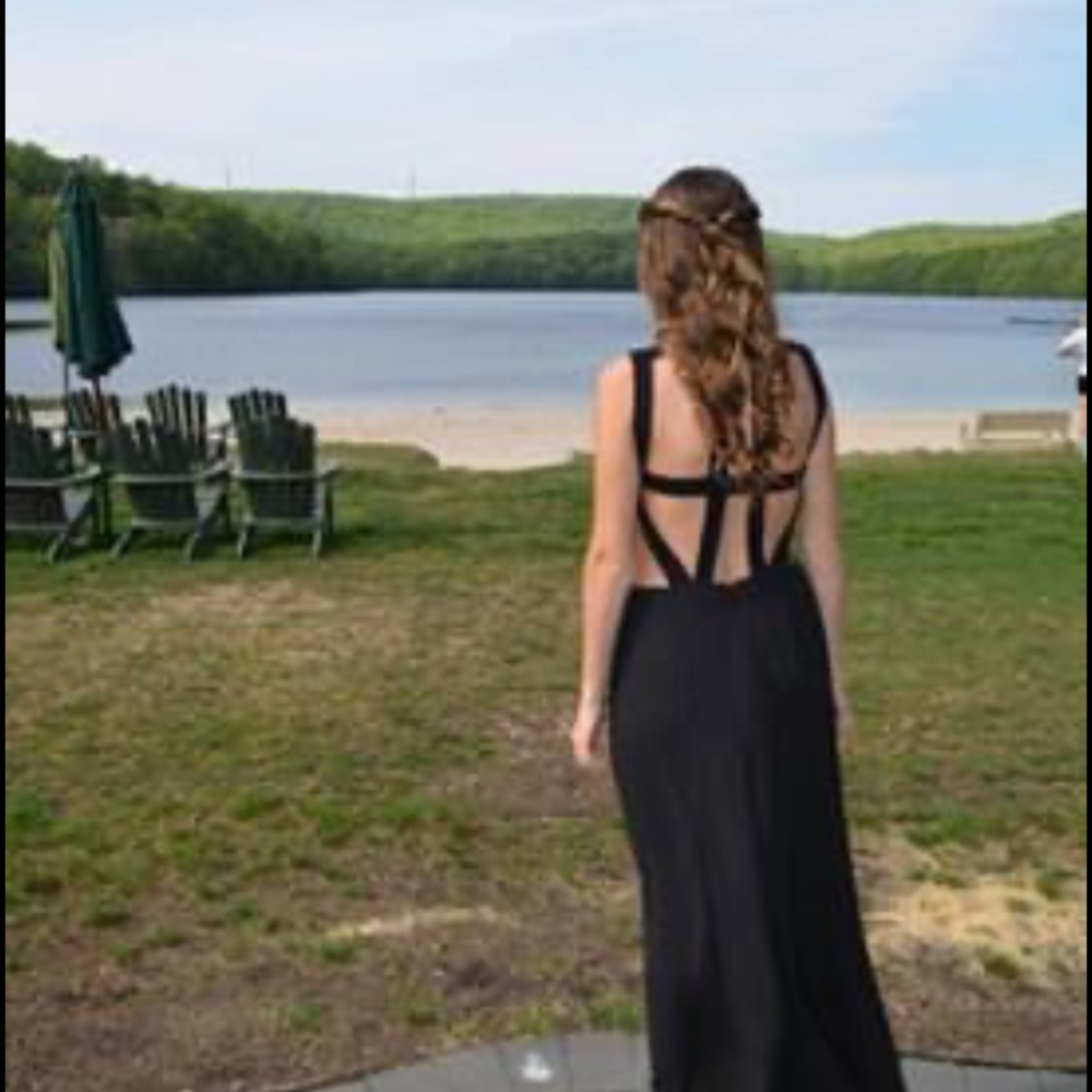 BLACK PROM DRESS GOWN